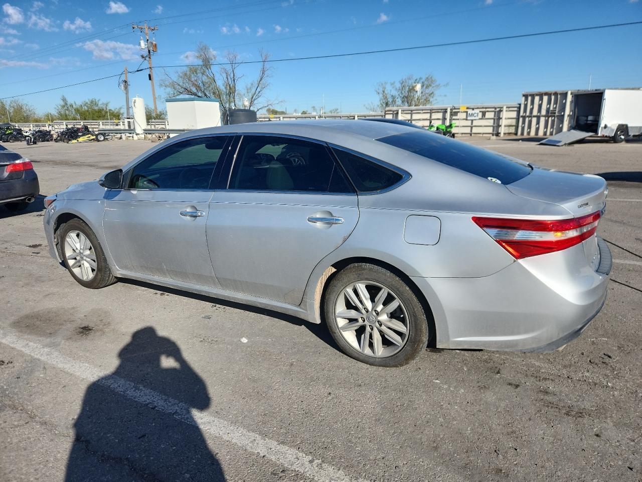 2013 TOYOTA Avalon