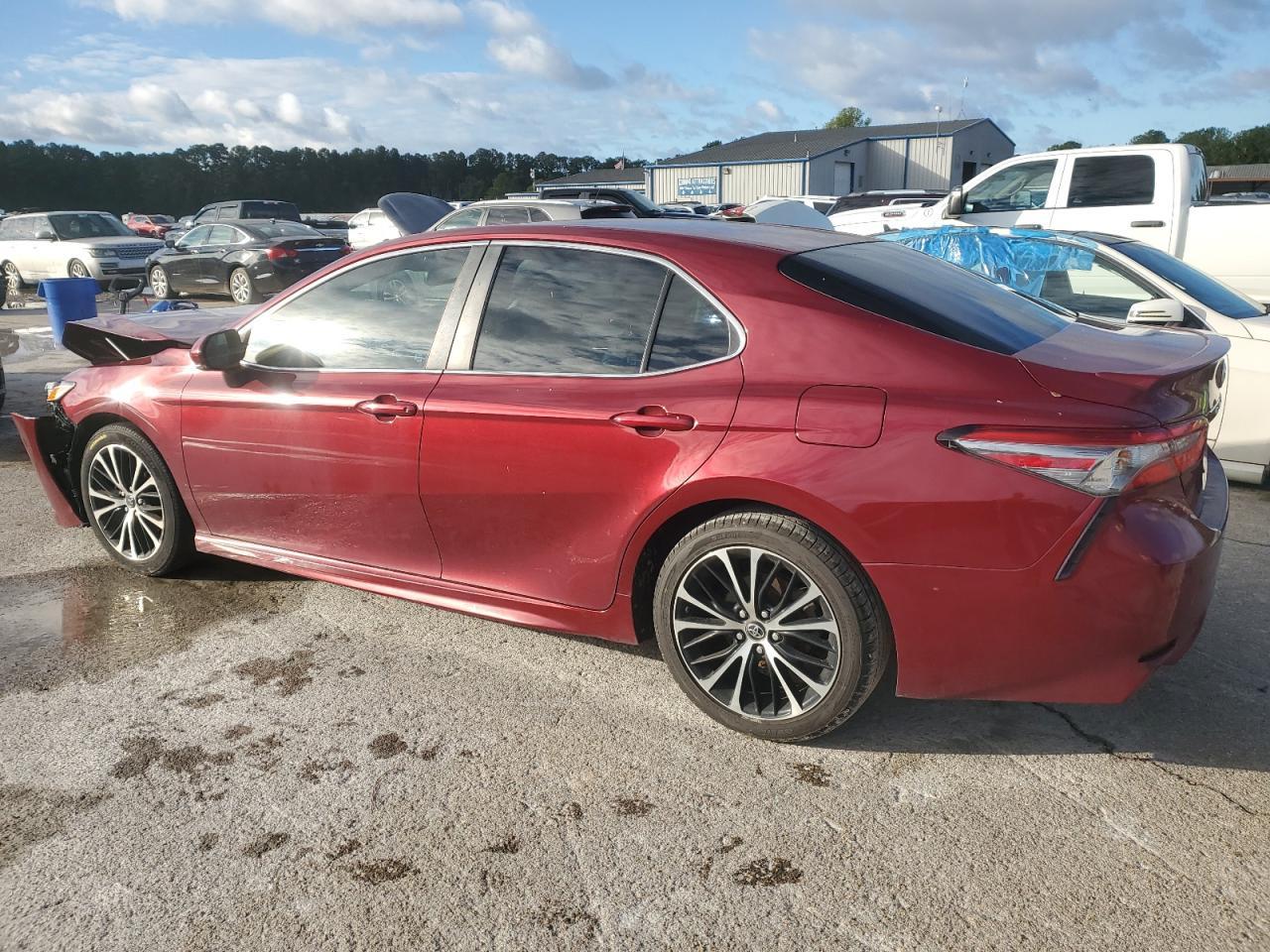 2018 TOYOTA CAMRY