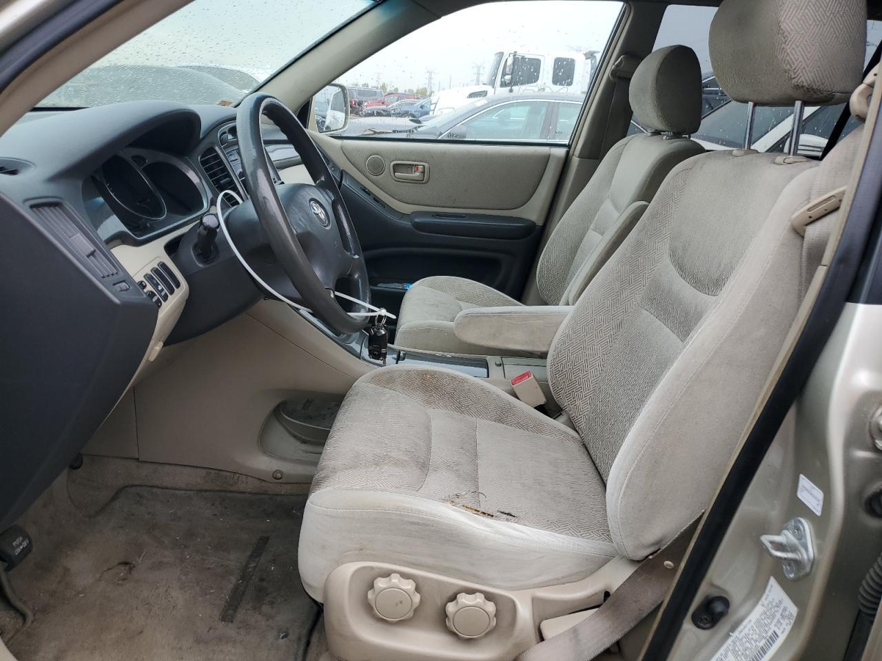 2002 TOYOTA HIGHLANDER