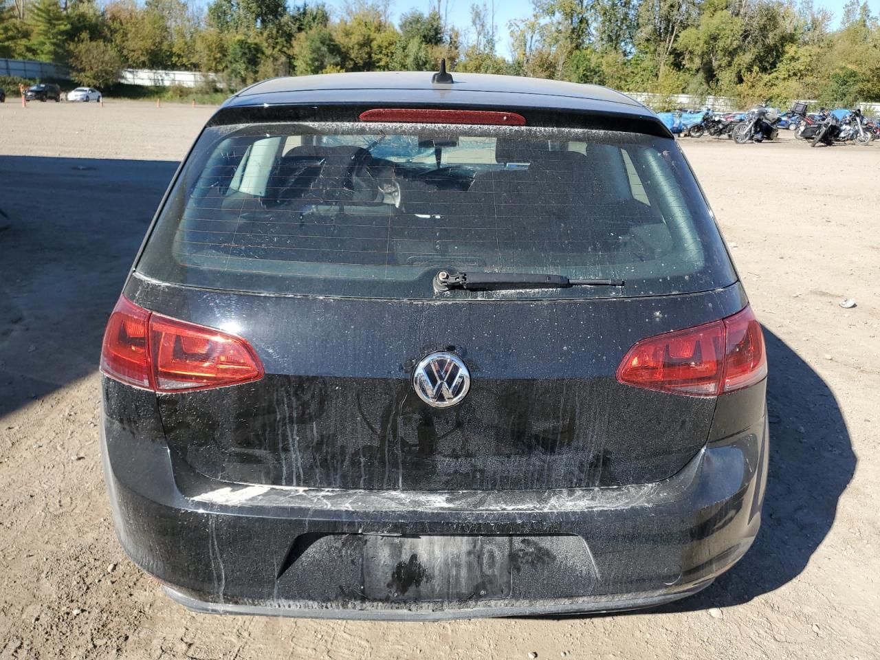 2015 VOLKSWAGEN GOLF