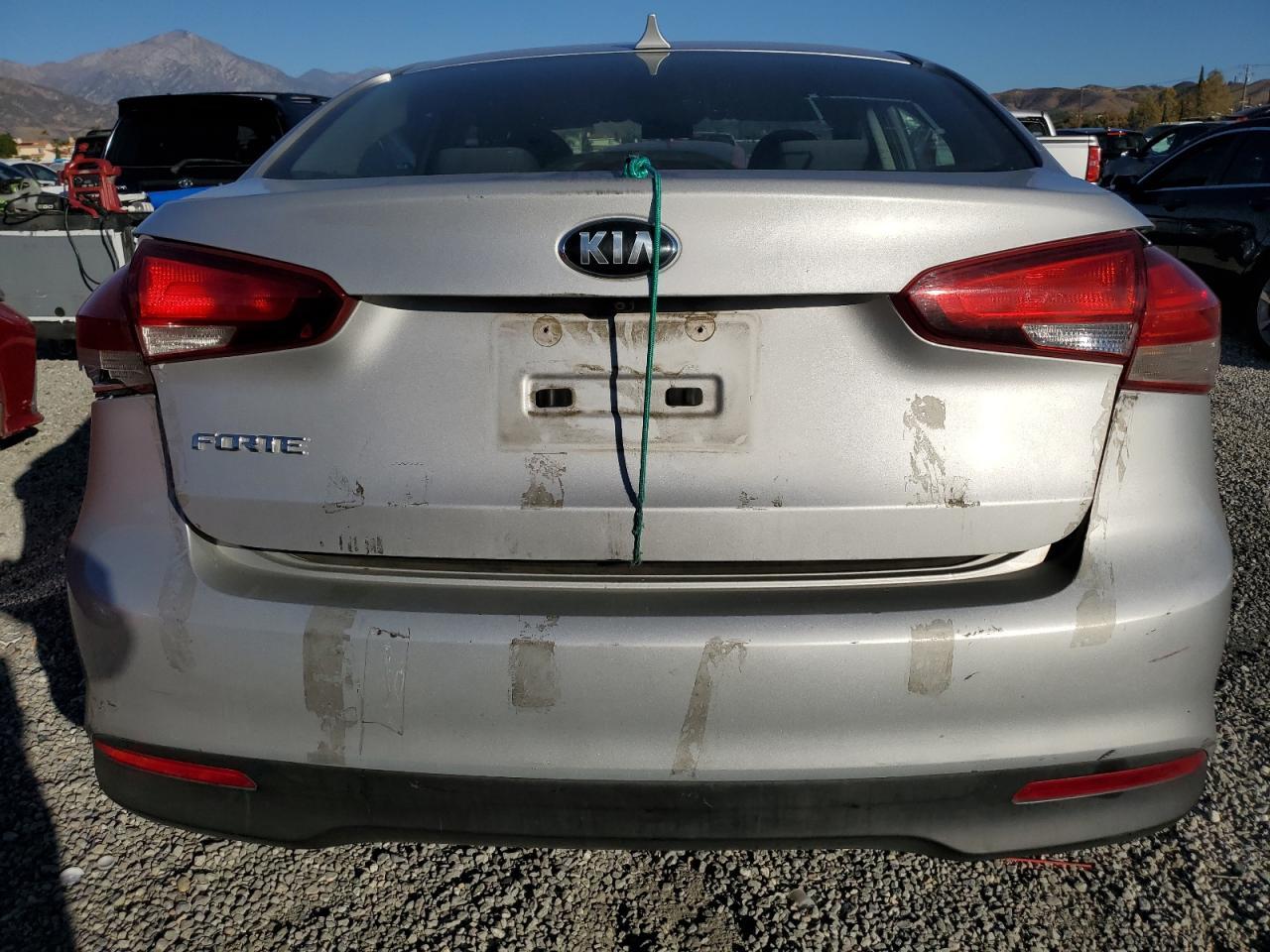 2017 KIA FORTE