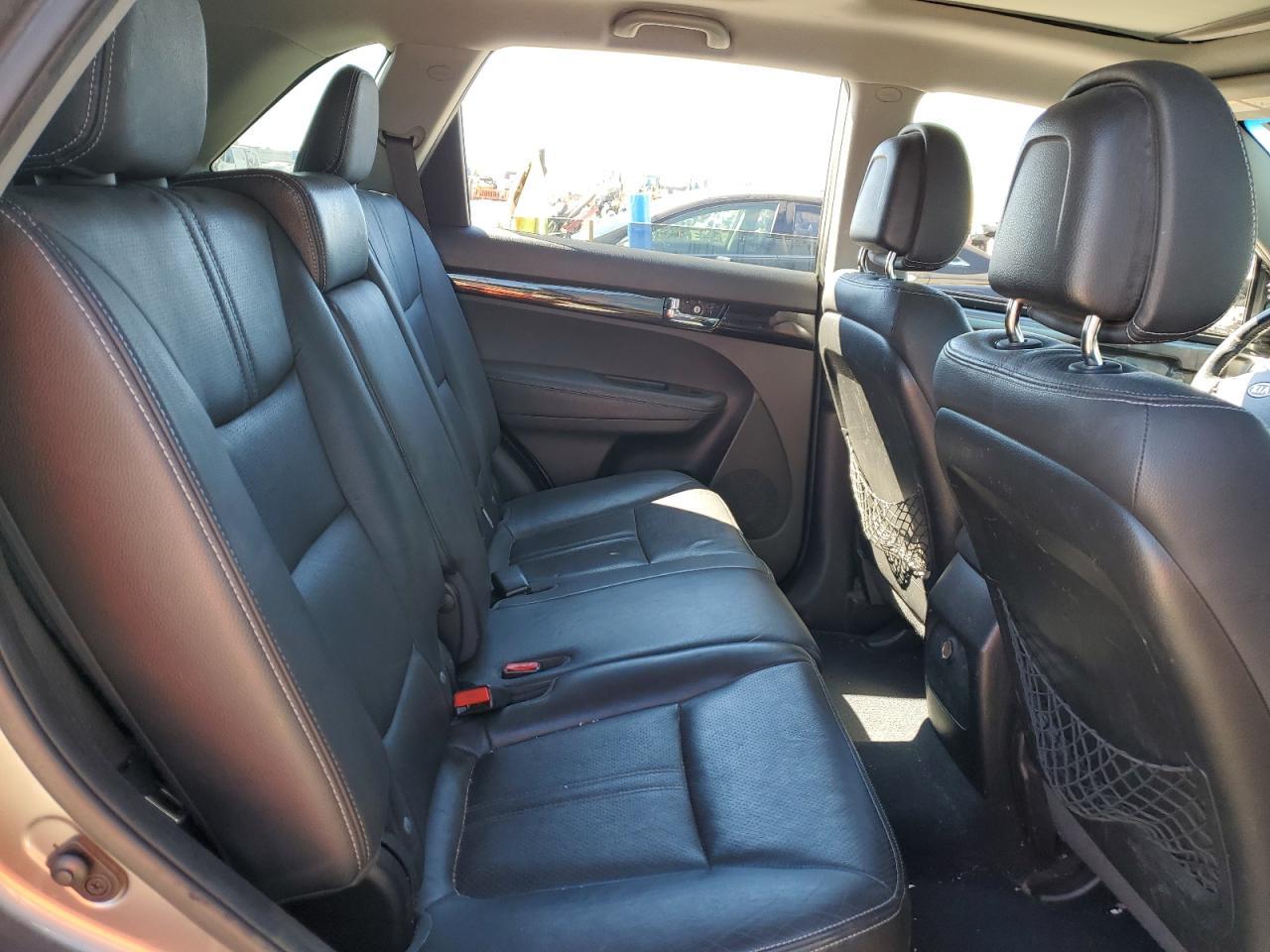 2011 KIA SORENTO
