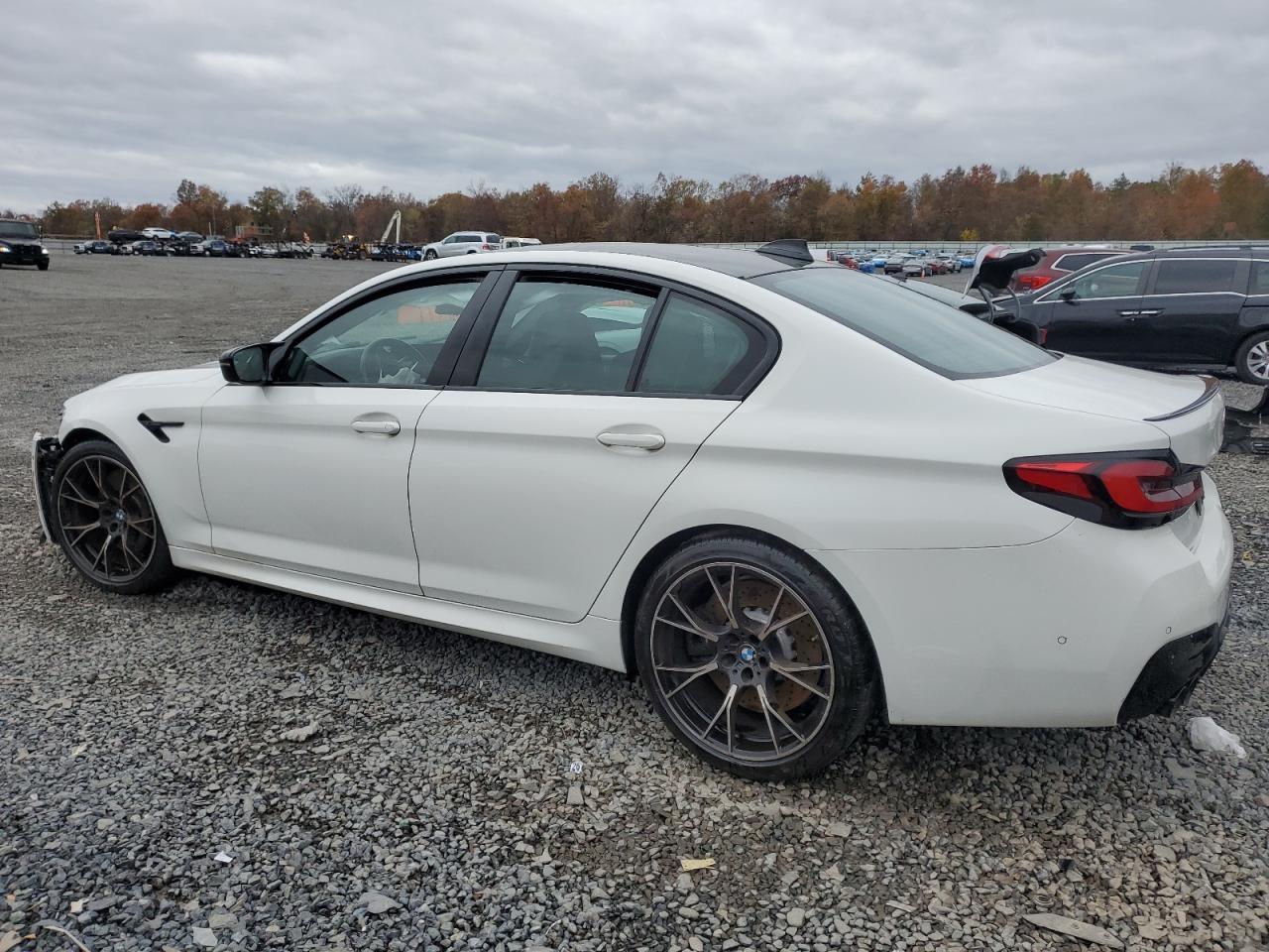 2022 BMW M5