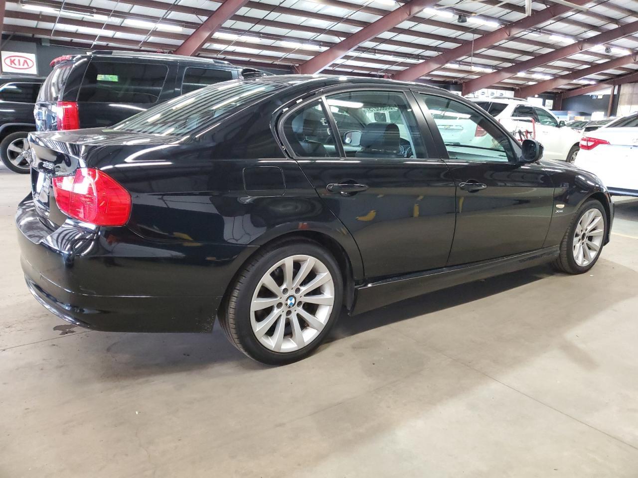2011 BMW 3 SERIES