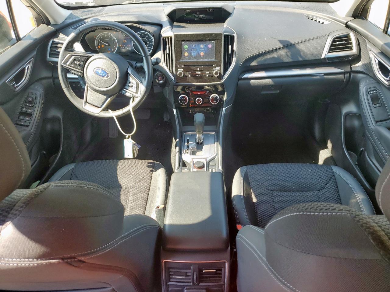 2022 SUBARU FORESTER