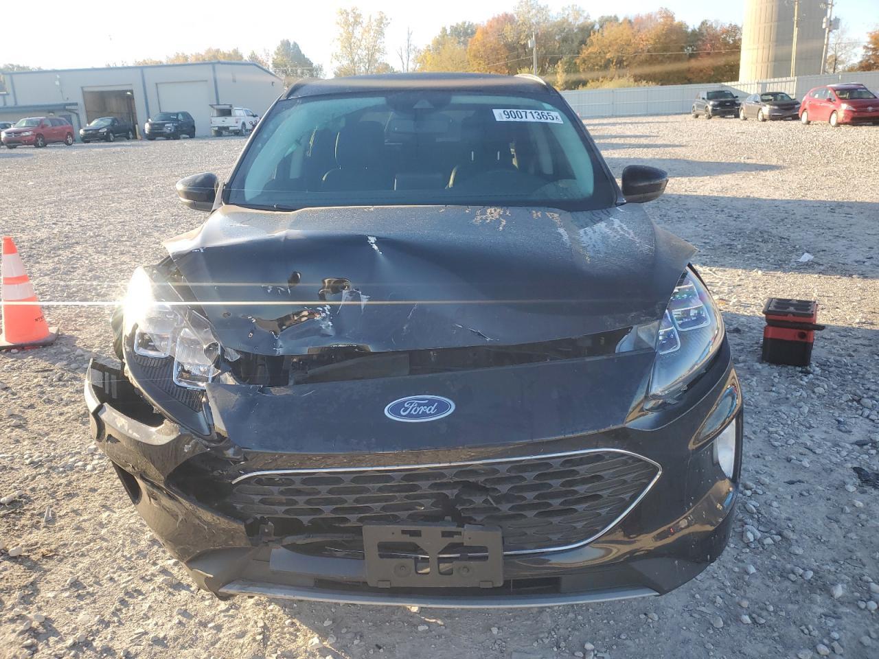 2022 FORD ESCAPE