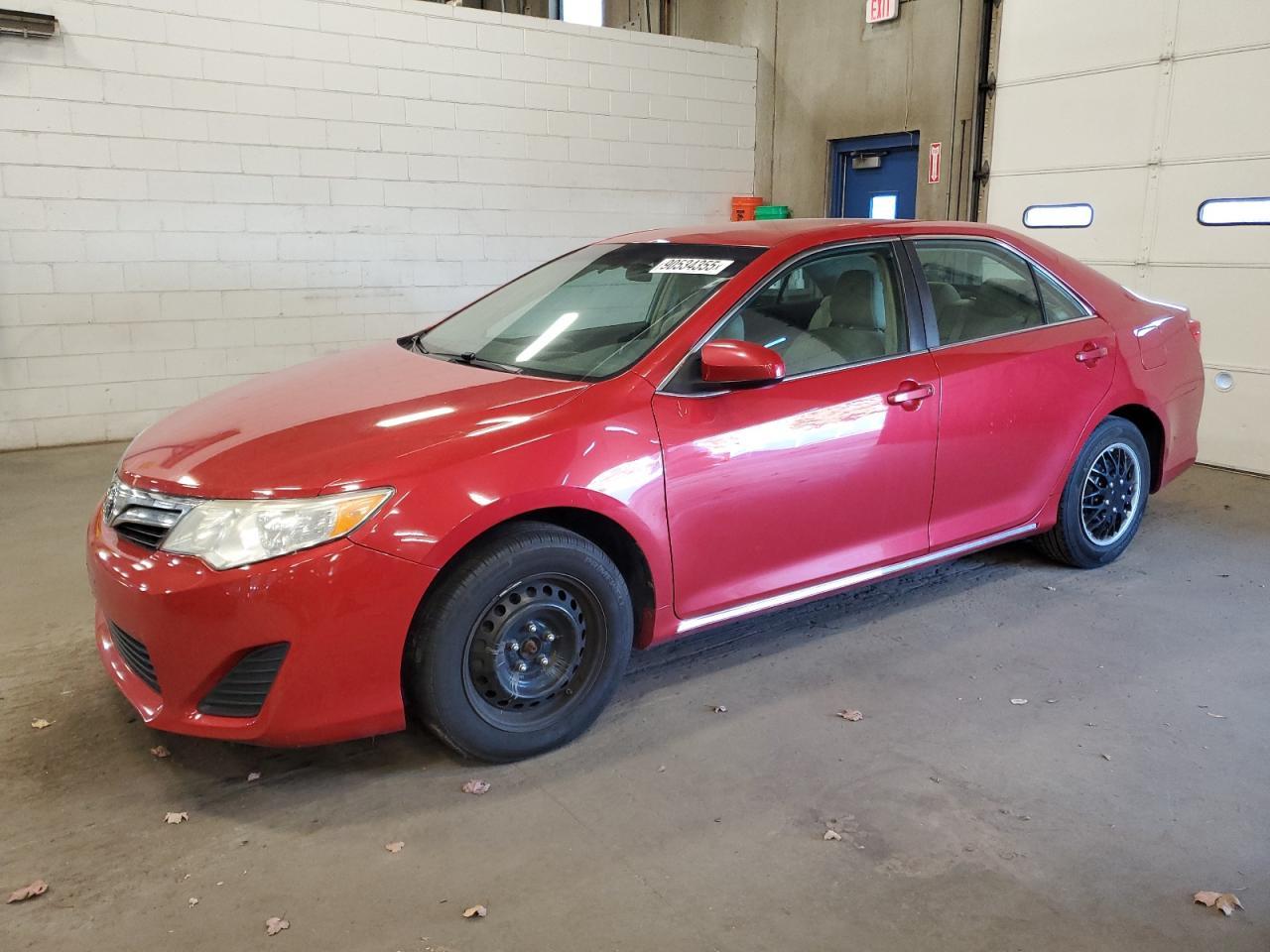 2013 TOYOTA CAMRY