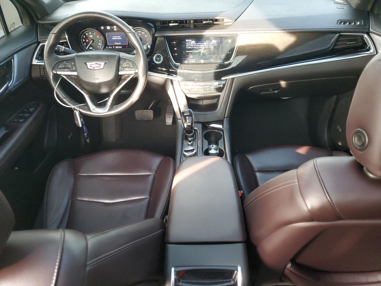 2022 CADILLAC XT6