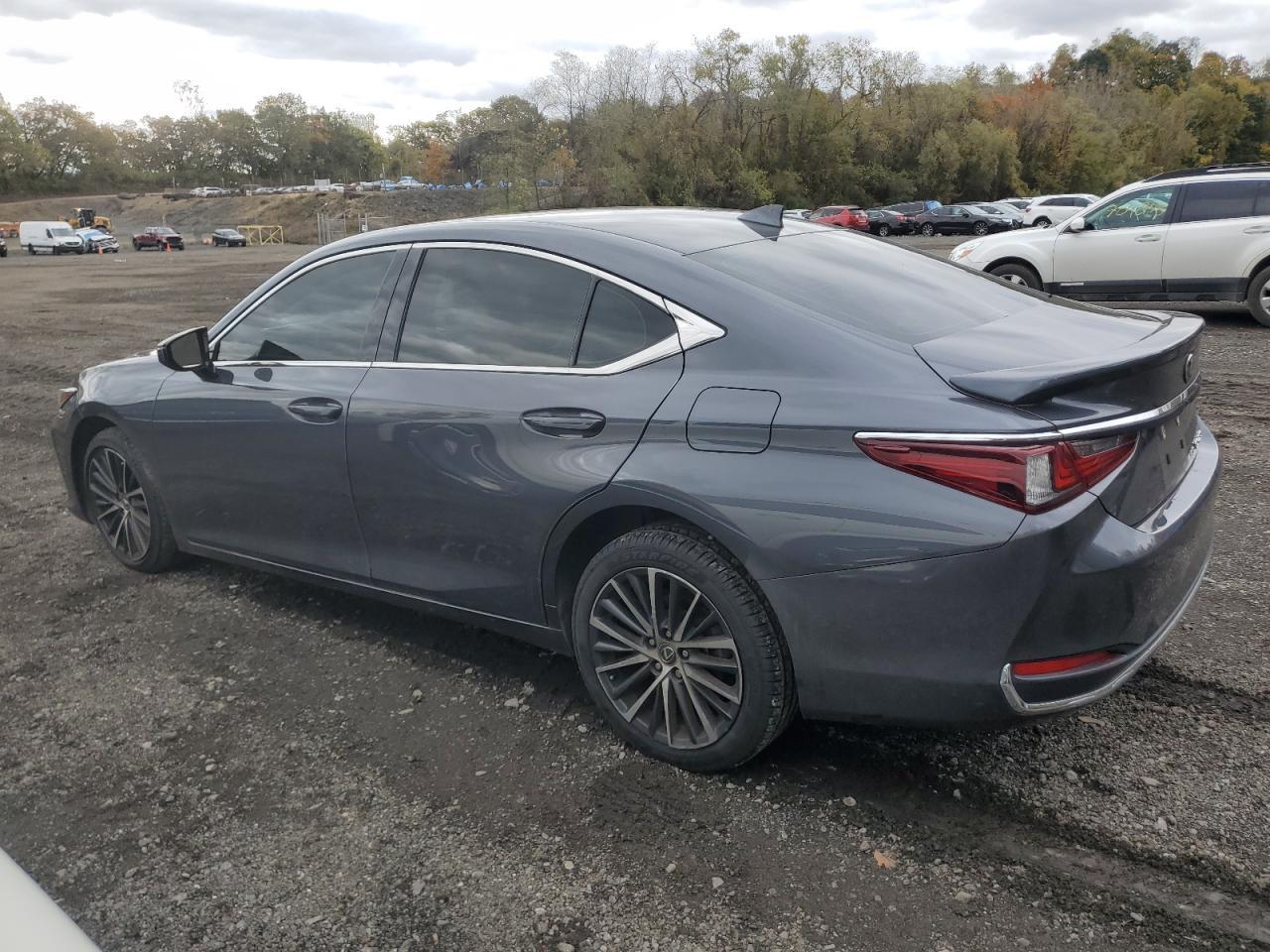 2023 LEXUS ES 250