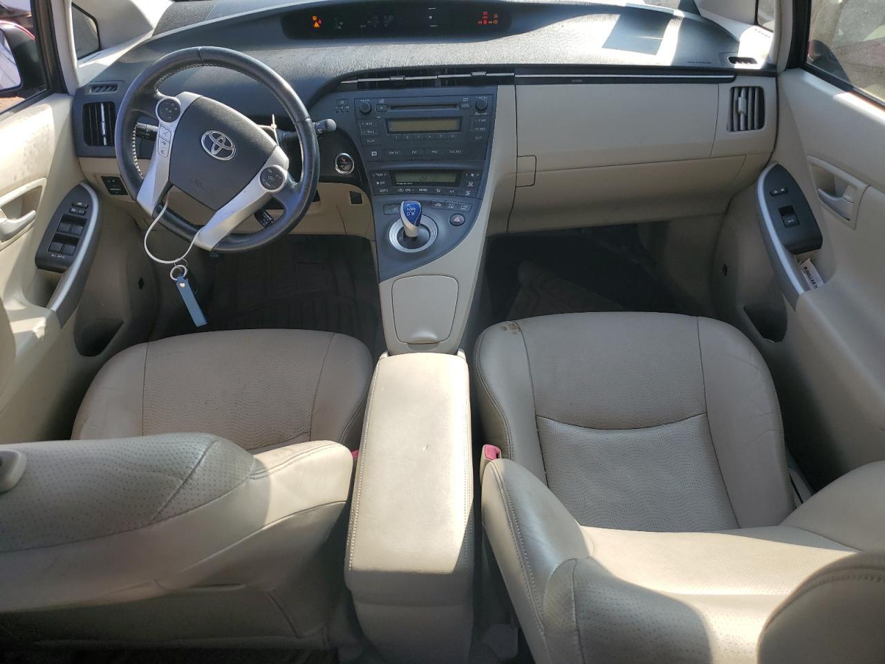 2011 TOYOTA PRIUS
