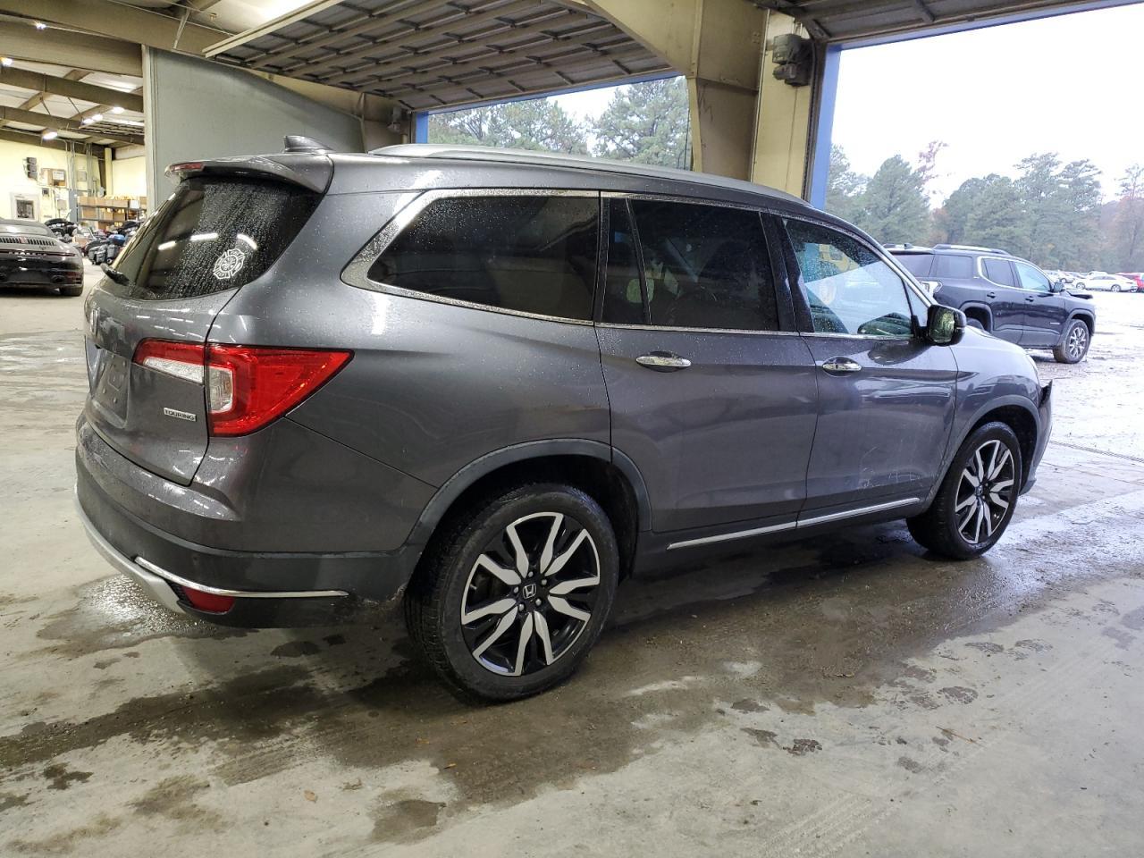 2019 HONDA PILOT