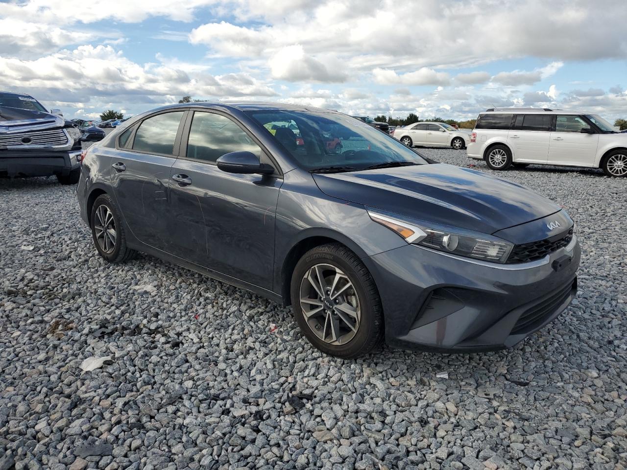 2023 KIA FORTE