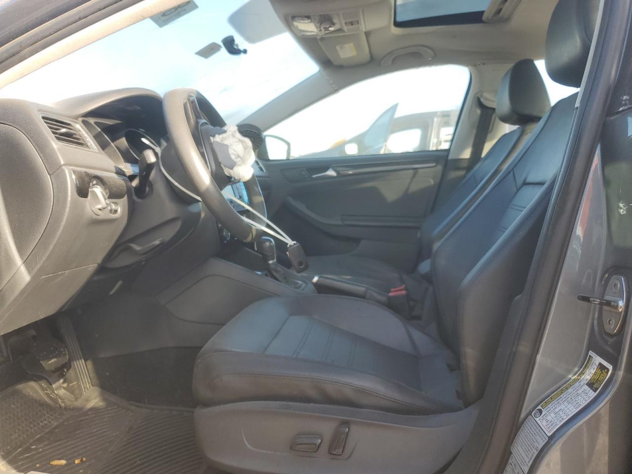 2015 VOLKSWAGEN JETTA