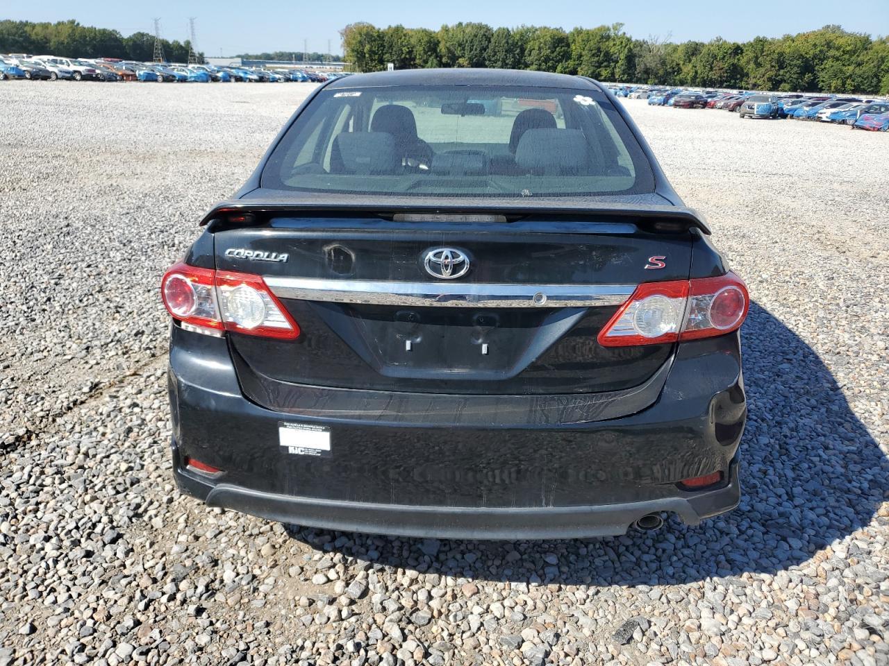 2011 TOYOTA COROLLA