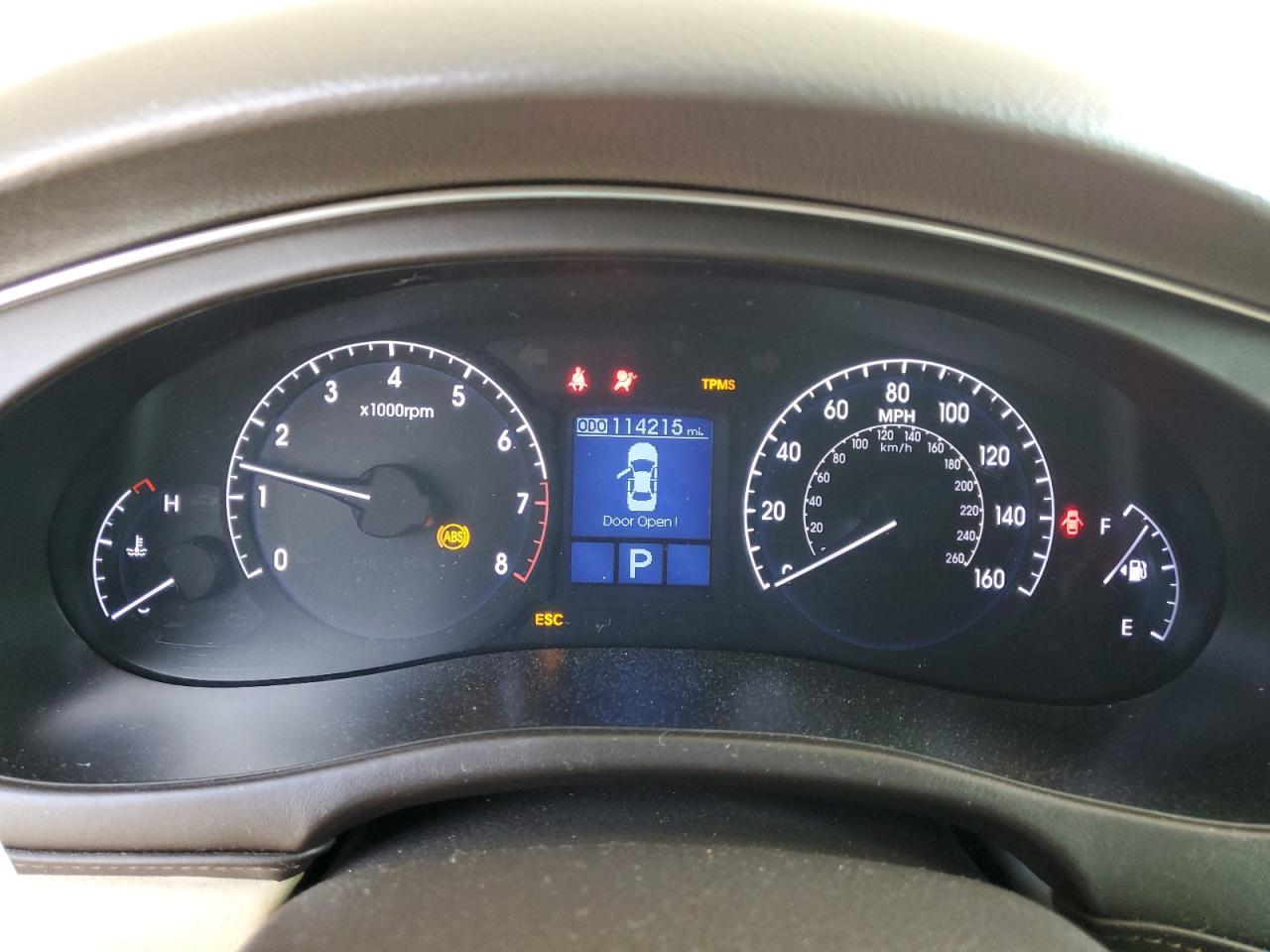 2013 HYUNDAI GENESIS