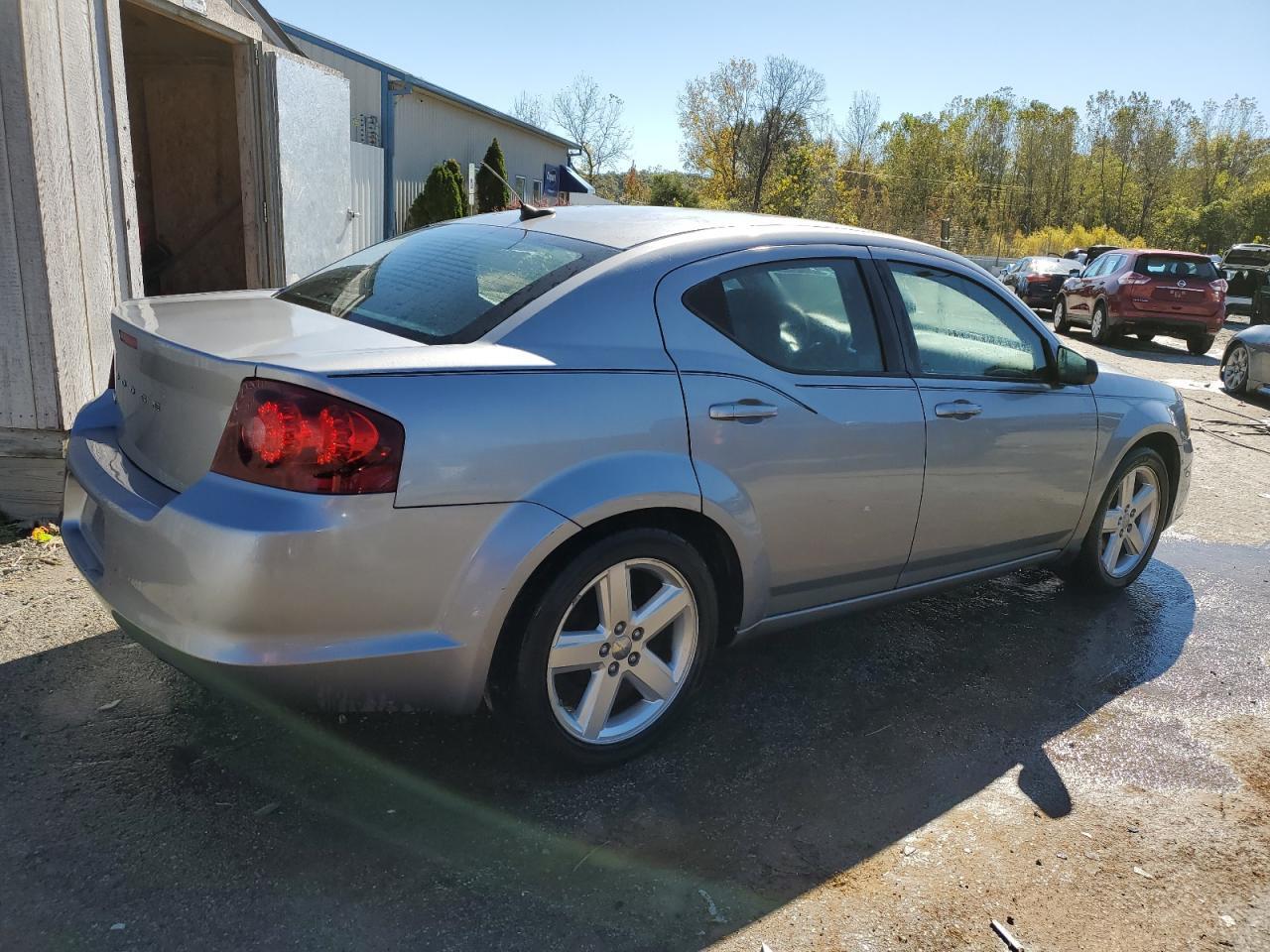 2013 DODGE Avenger