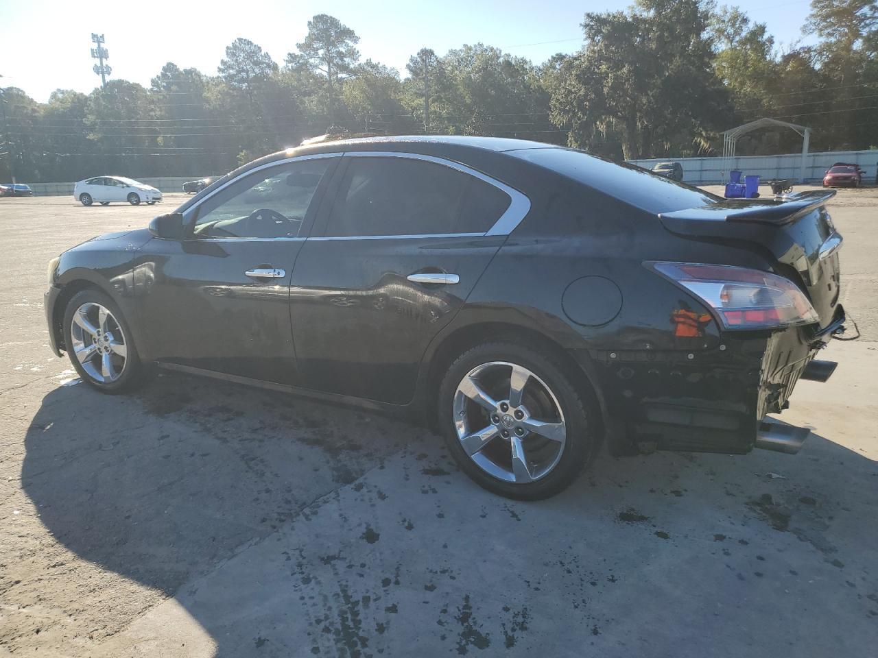 2013 NISSAN Maxima