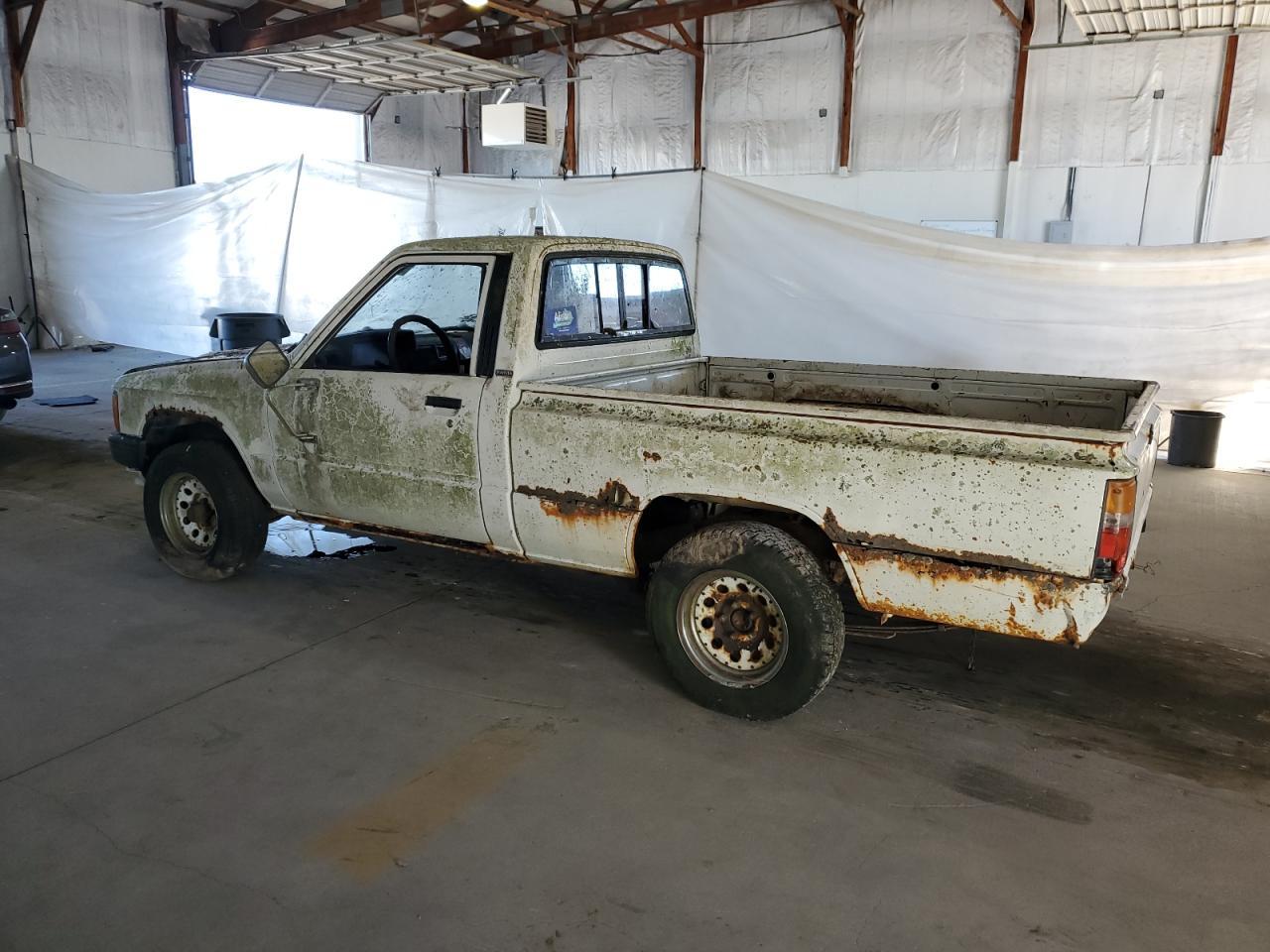 1988 TOYOTA Pickup