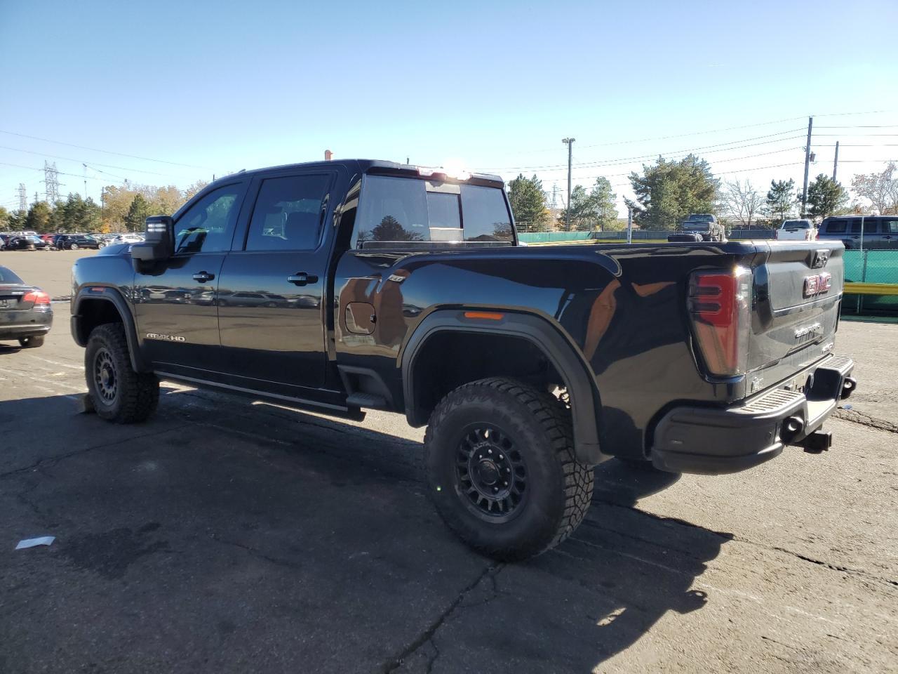 2024 GMC Sierra