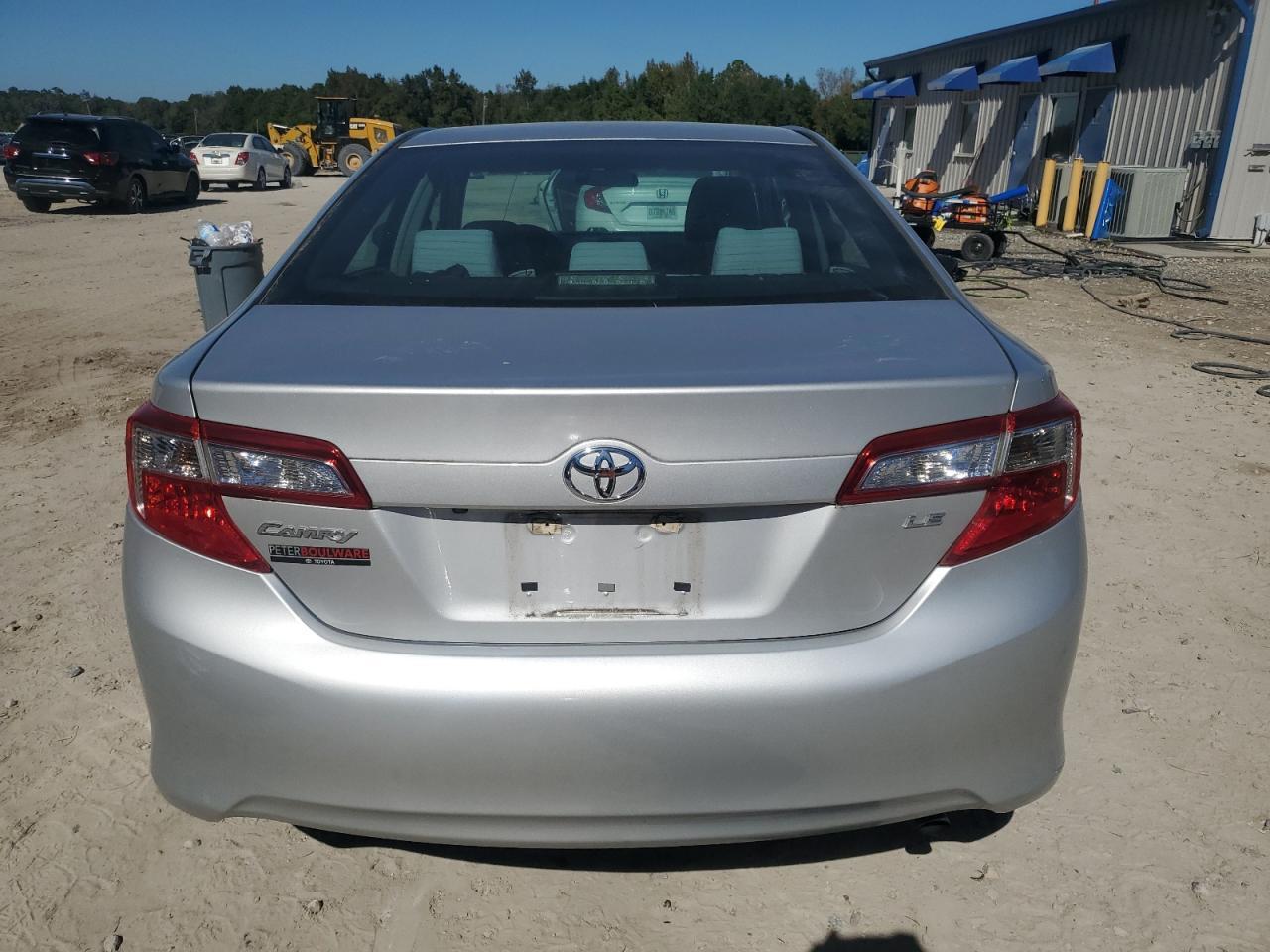 2014 TOYOTA CAMRY