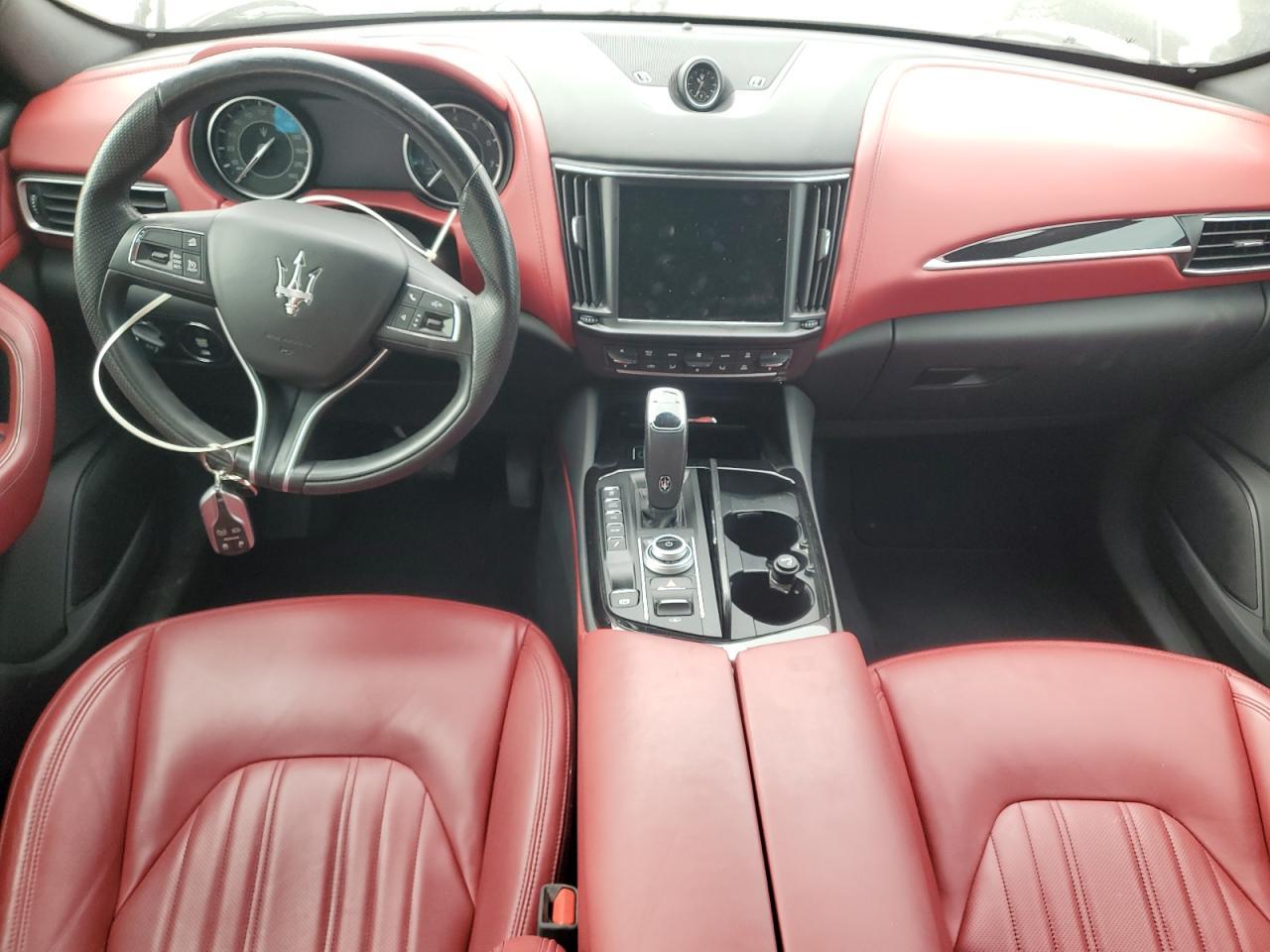 2022 MASERATI Levante