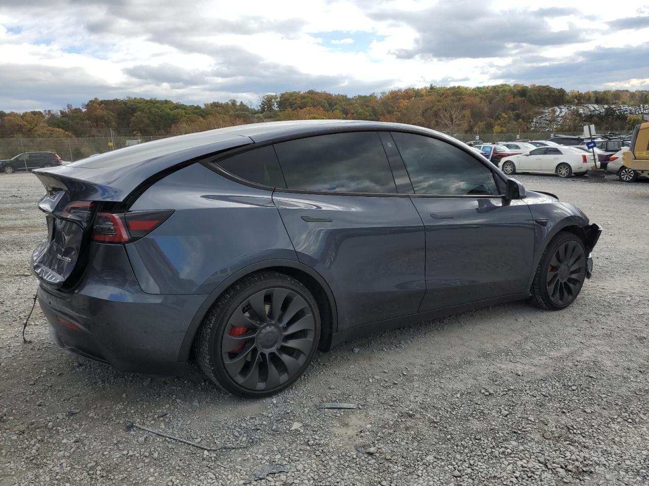 2022 TESLA MODEL Y