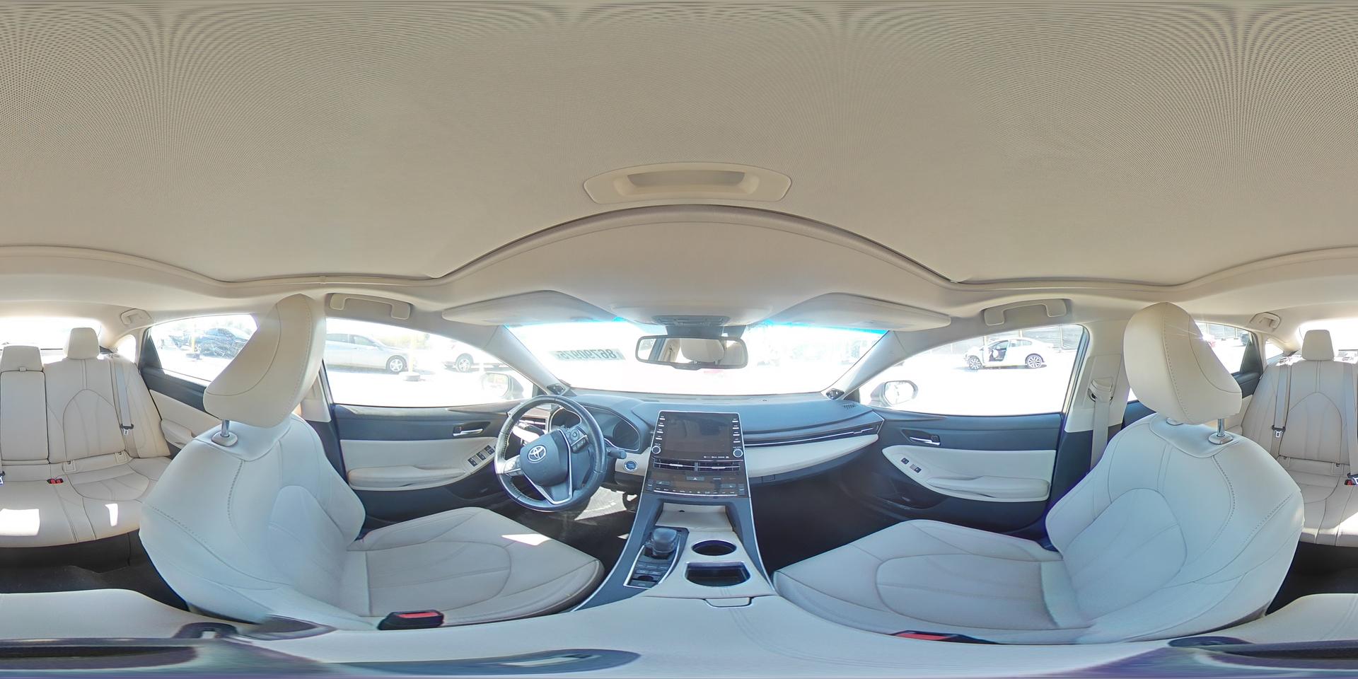 2019 TOYOTA Avalon