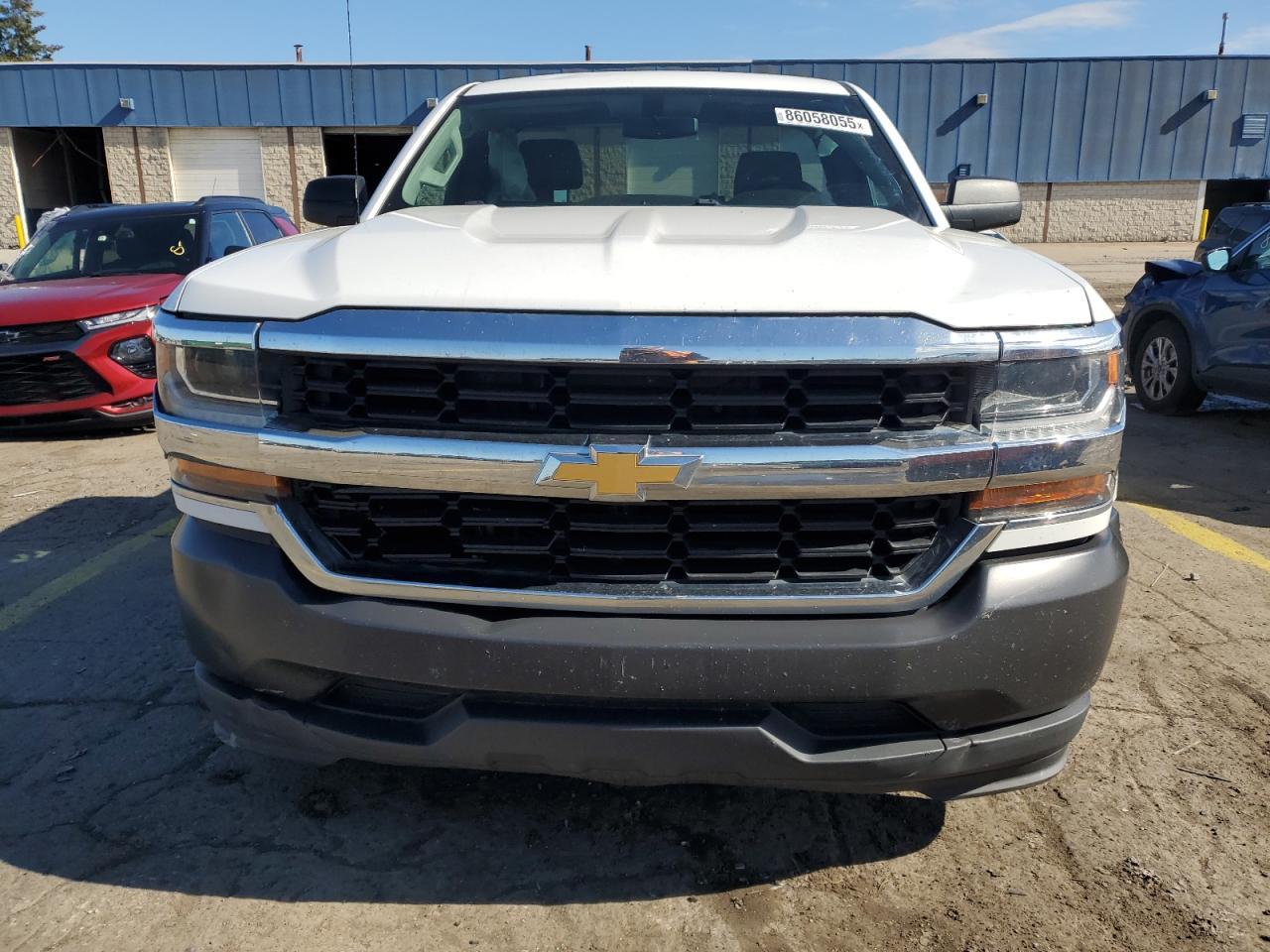 2018 CHEVROLET Silverado