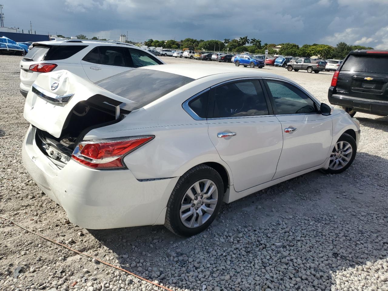 2015 NISSAN ALTIMA