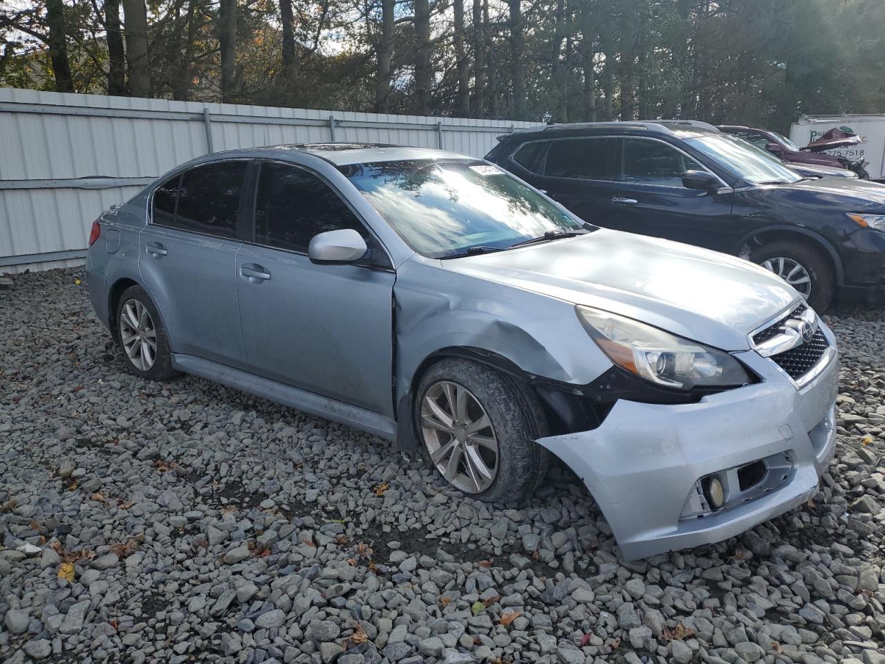 2013 SUBARU Legacy