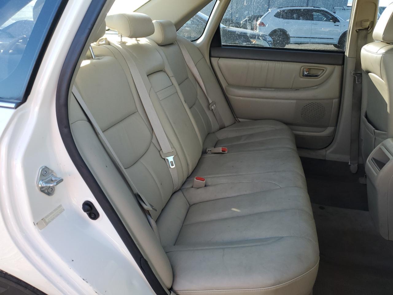 2002 TOYOTA Avalon