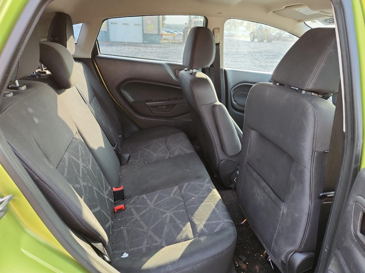 2013 FORD Fiesta