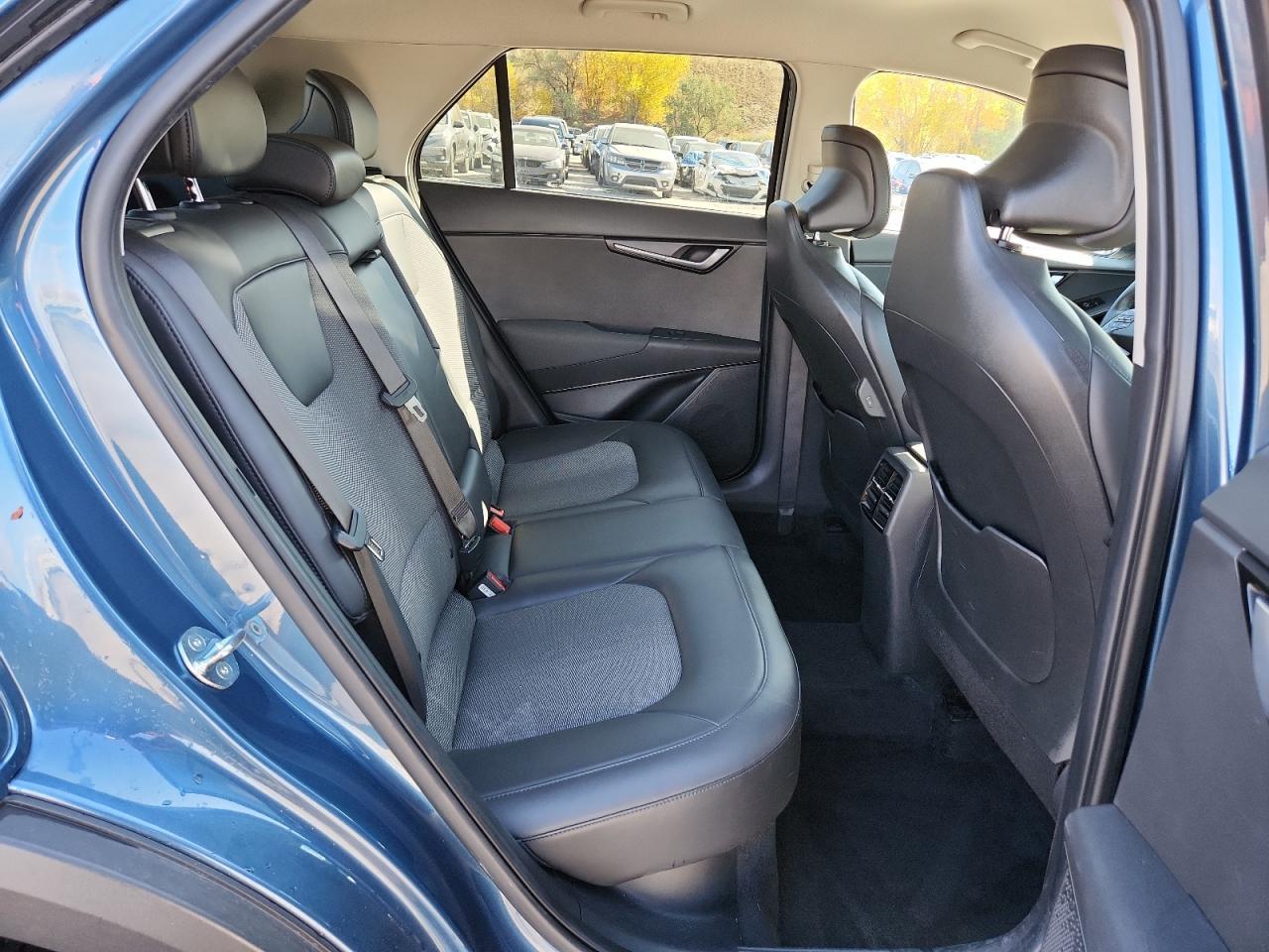 2023 KIA Niro