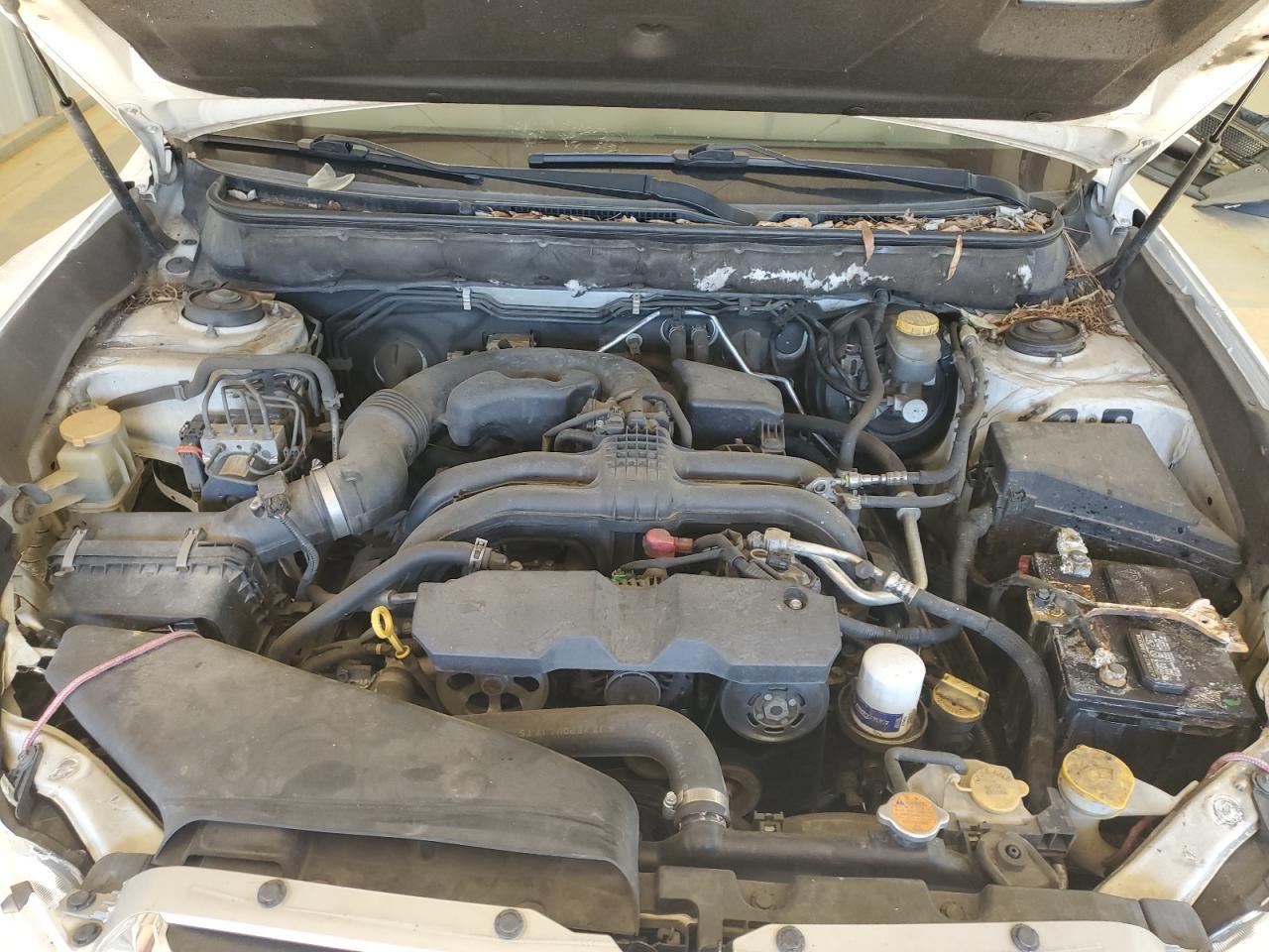 2013 SUBARU Outback