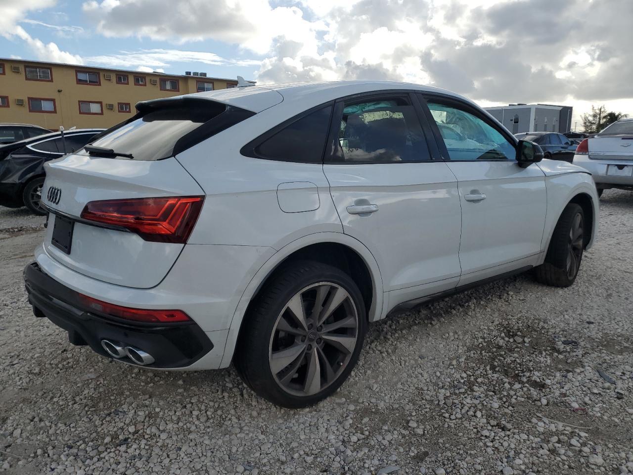 2023 AUDI SQ5