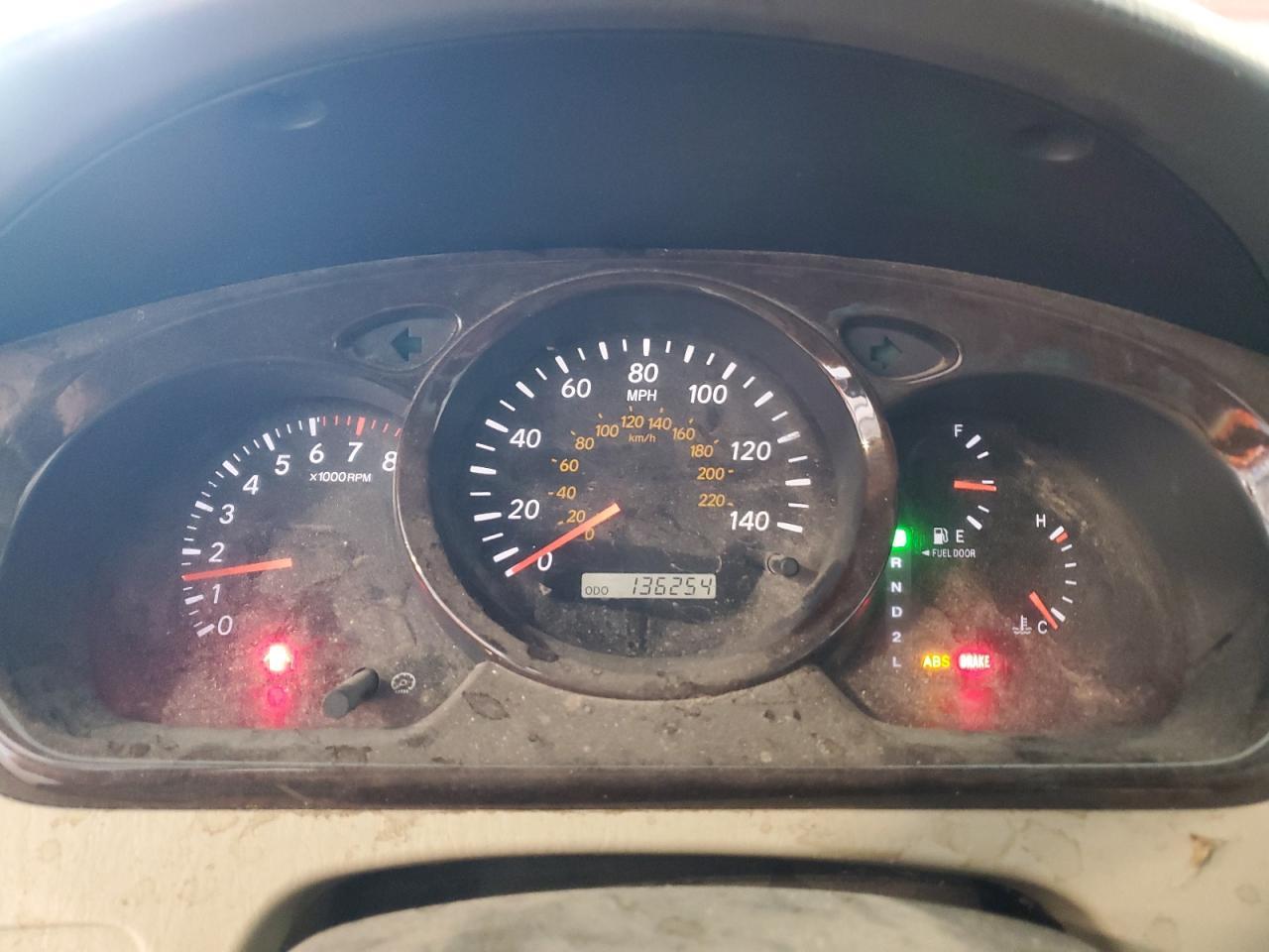 2001 TOYOTA HIGHLANDER
