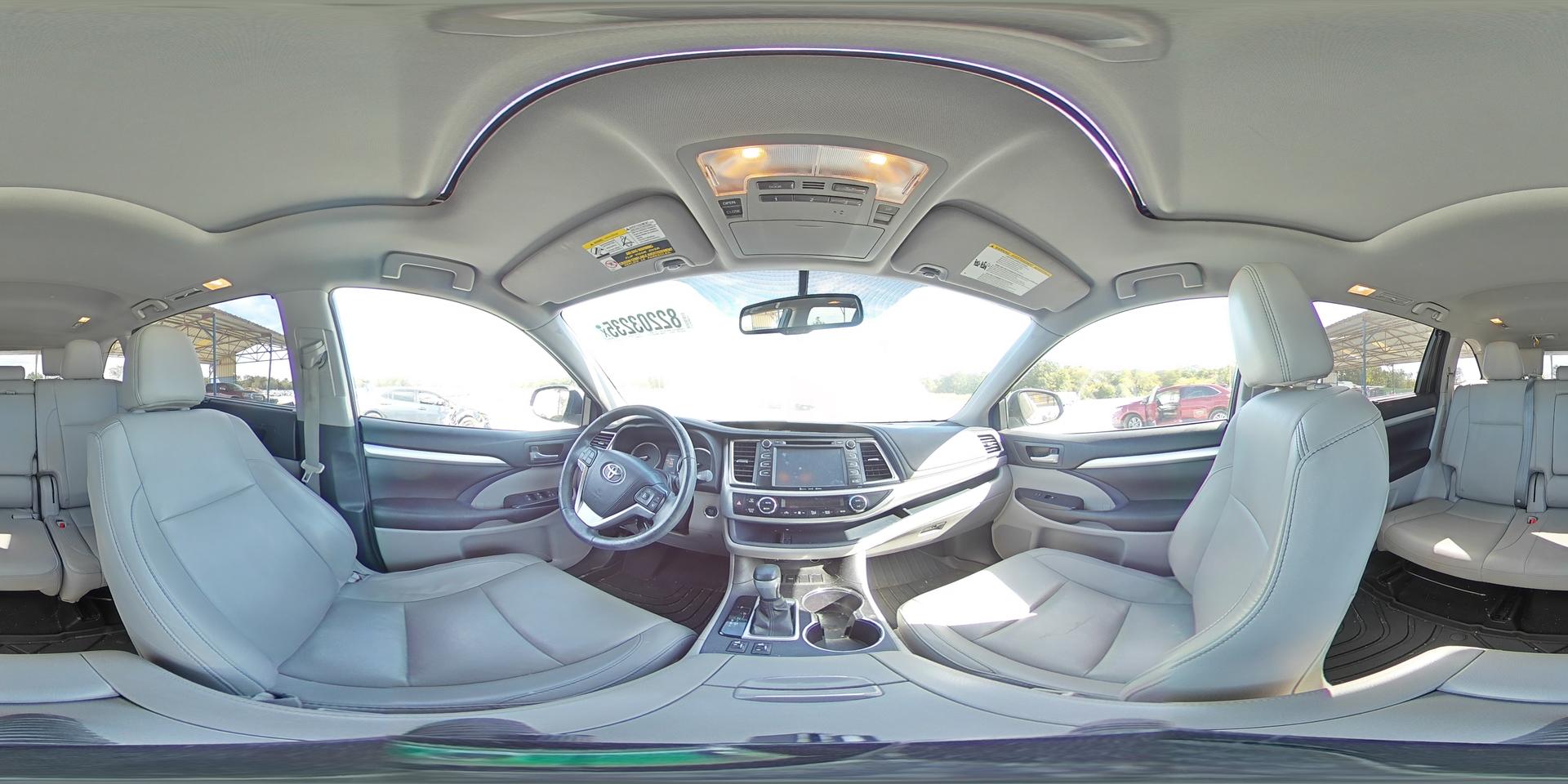 2016 TOYOTA HIGHLANDER