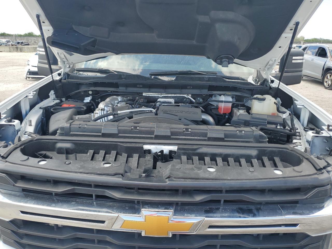 2024 CHEVROLET Silverado