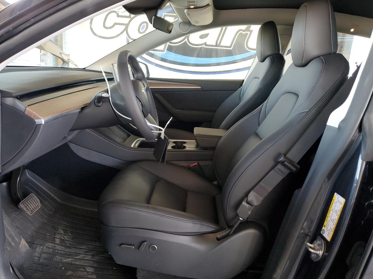 2025 TESLA MODEL Y