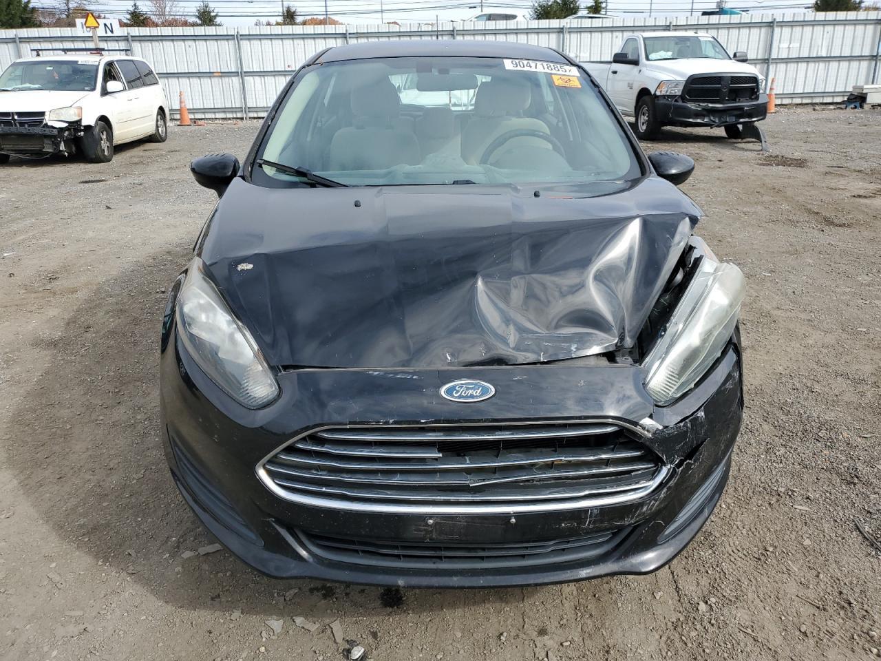 2017 FORD Fiesta