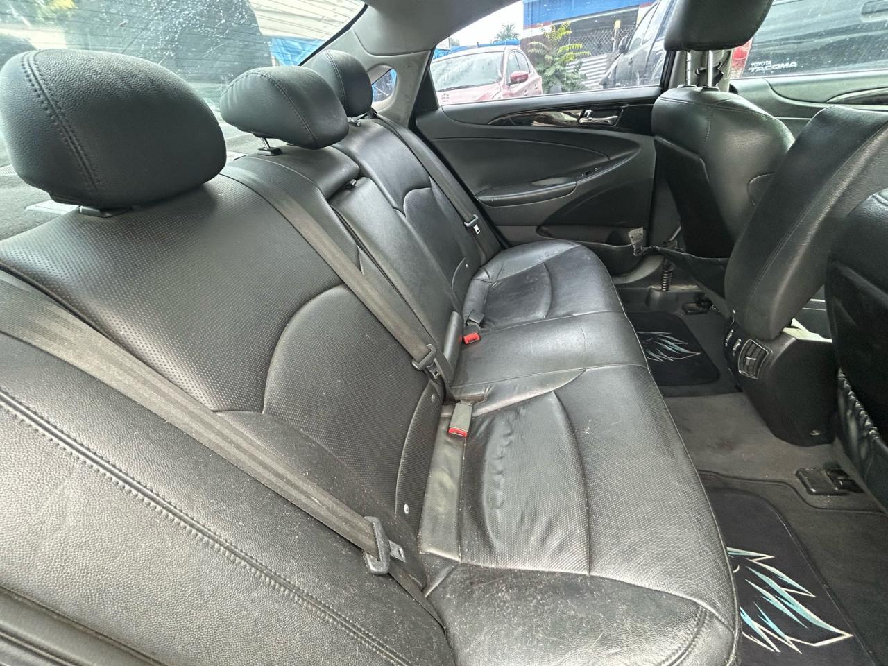 2013 HYUNDAI SONATA