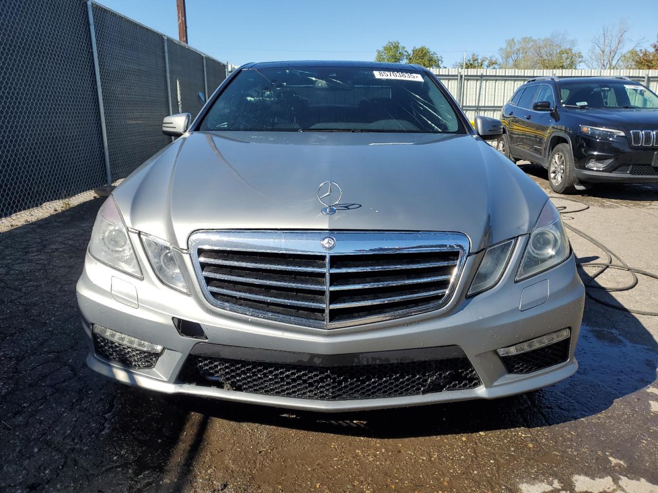 2011 MERCEDES-BENZ E-Class
