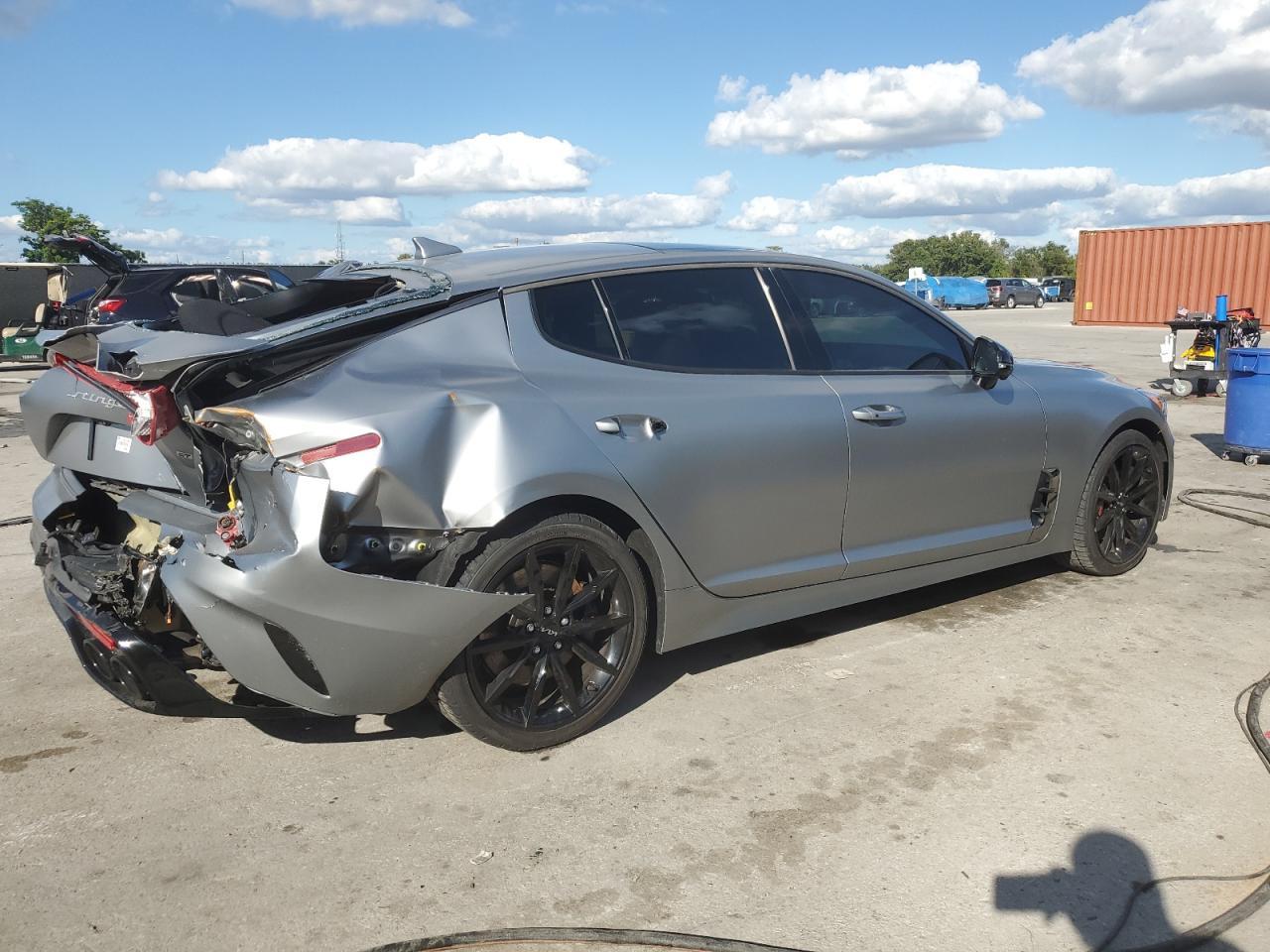 2023 KIA Stinger