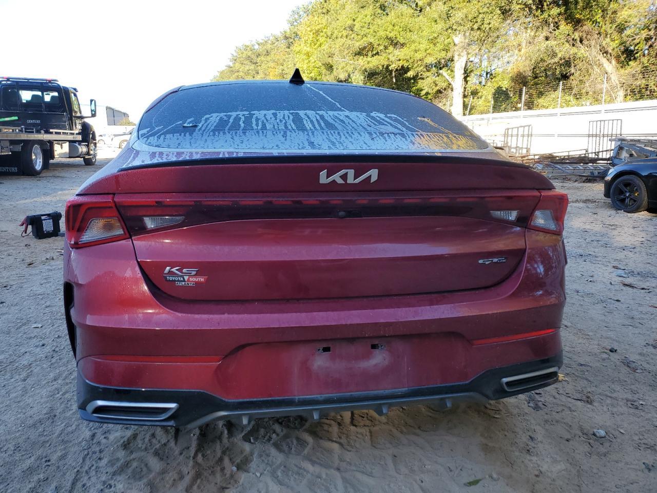2022 KIA K5