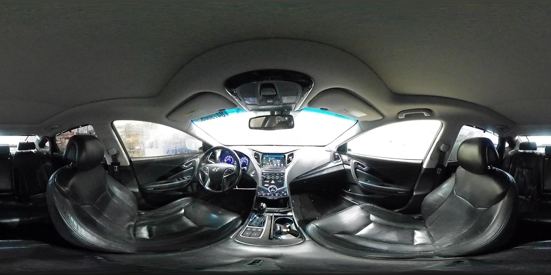 2016 HYUNDAI Azera