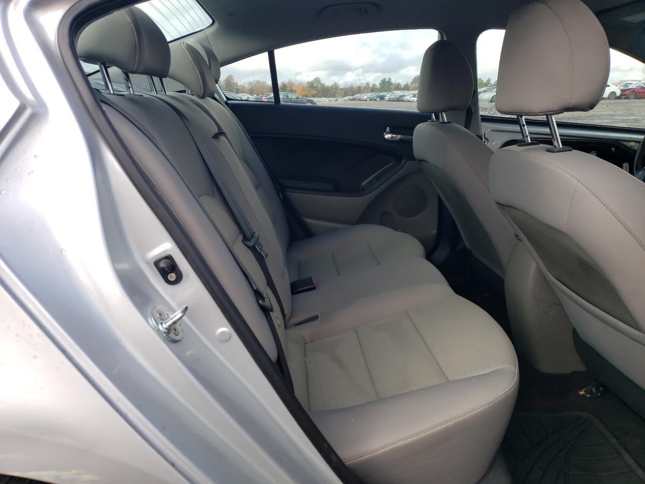 2016 KIA FORTE