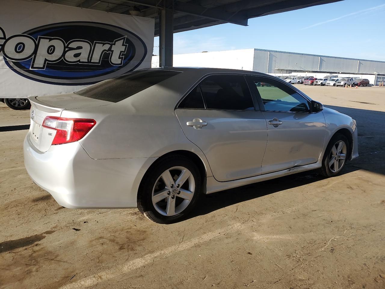 2012 TOYOTA CAMRY