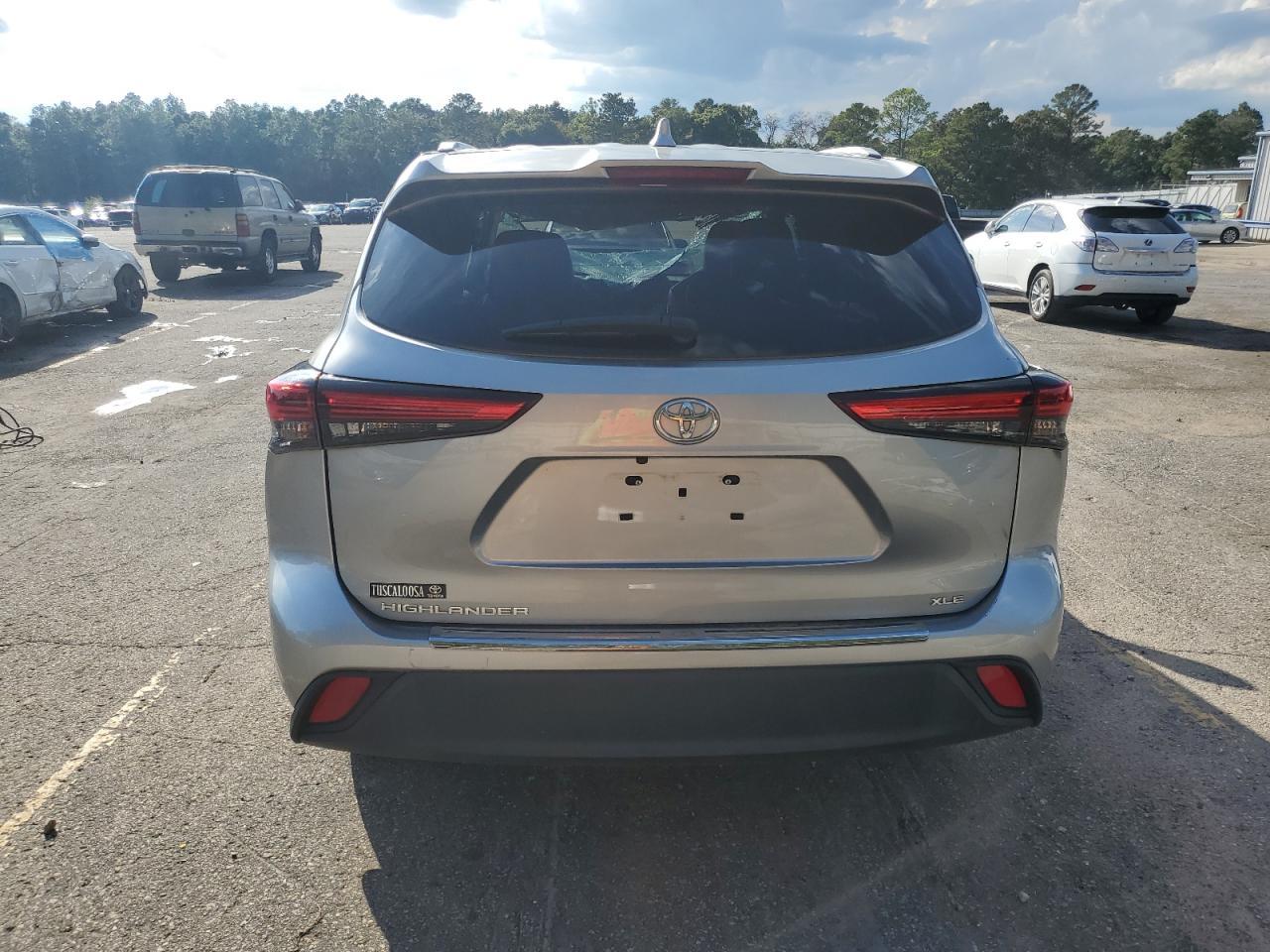 2022 TOYOTA HIGHLANDER