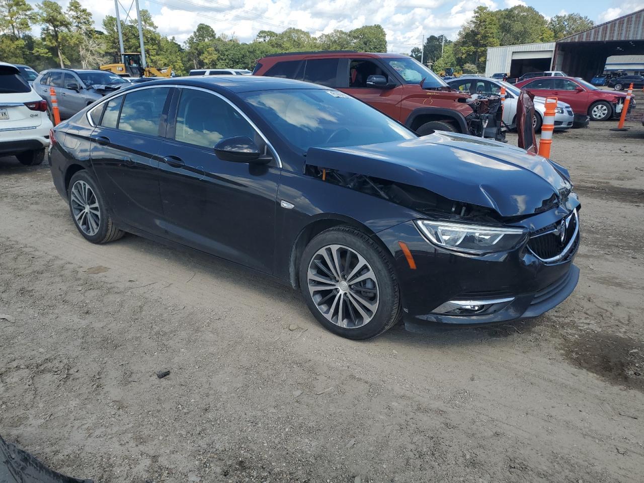 2018 BUICK Regal