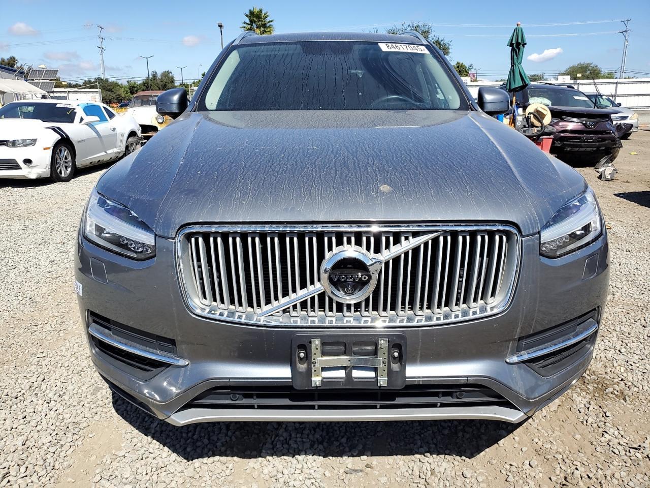 2019 VOLVO XC90